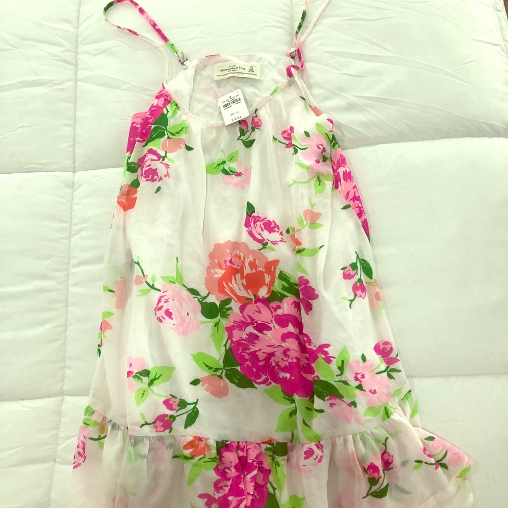 Abercrombie xs floral dress NWT